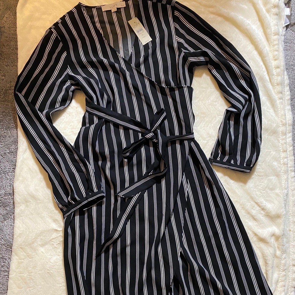 LOFT MIDI WRAP DRESS - Picture 1 of 2